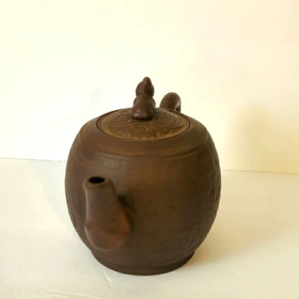 Antique Rare Chinese Zisha Yixing teapot